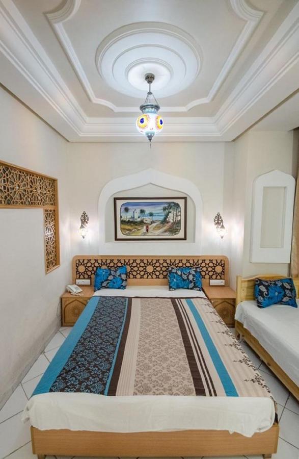 Saheb Ettabaa Tunis Hotel Exterior photo